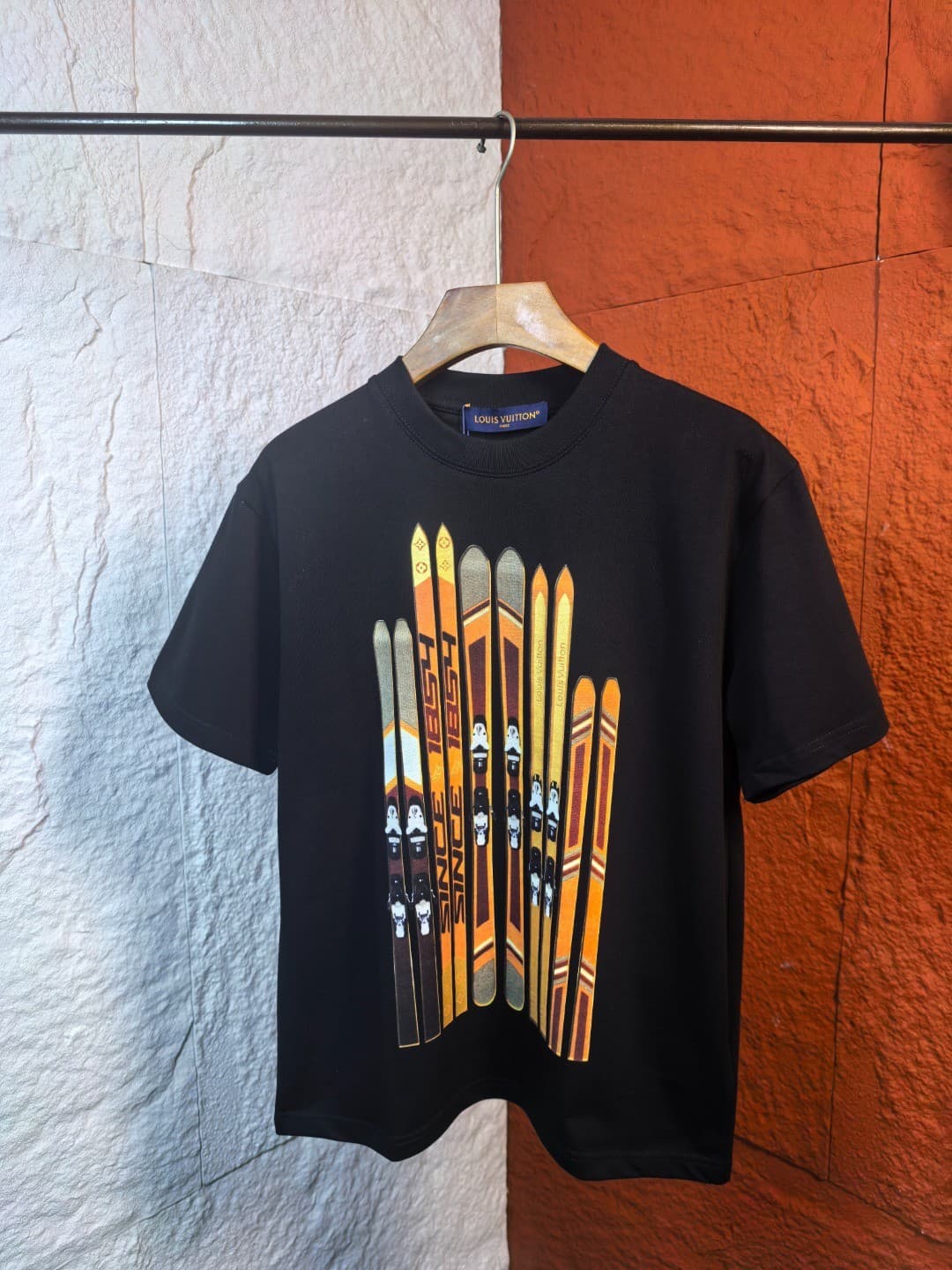 L X V T-shirt